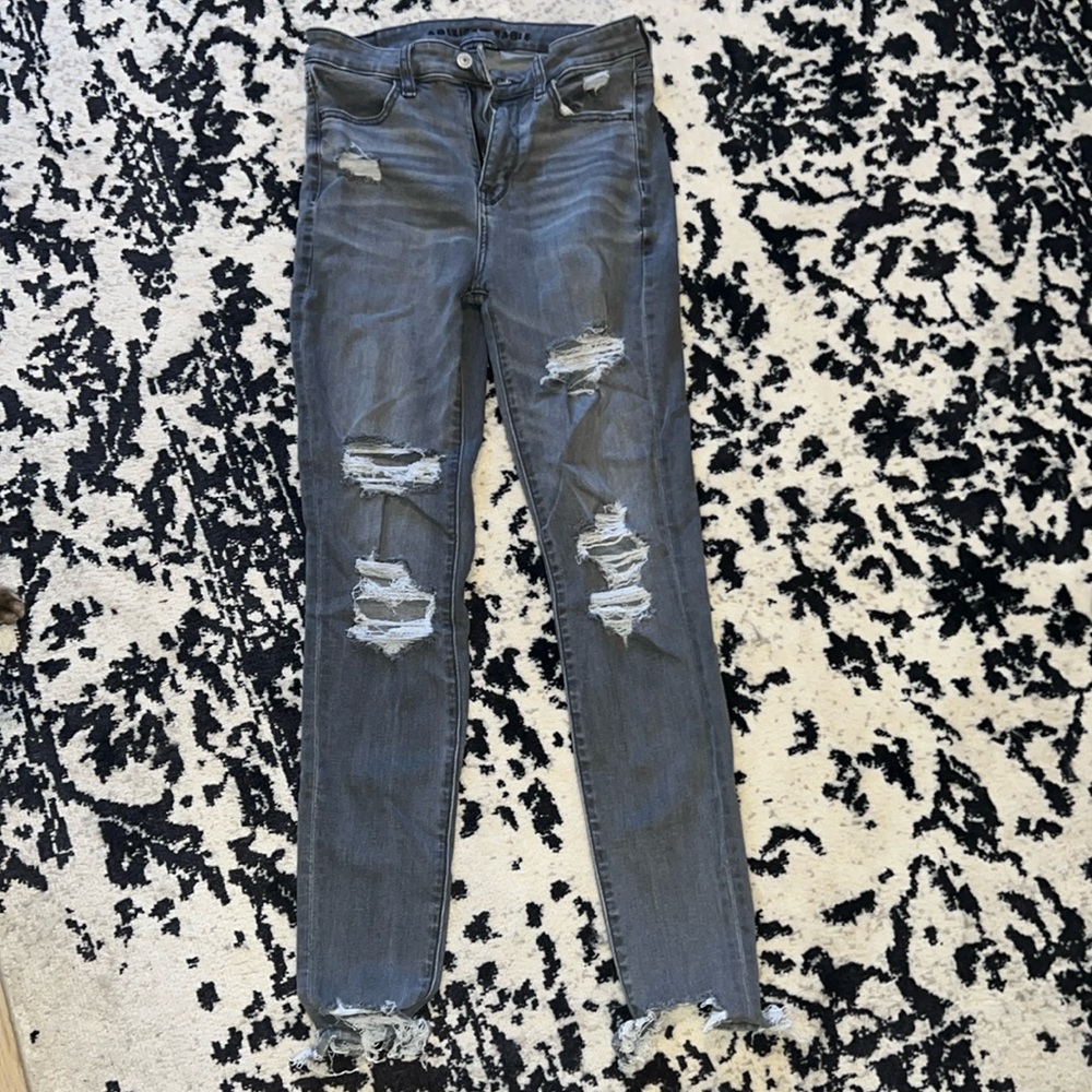 American Eagle Size 4 Grey super high rise jeggings